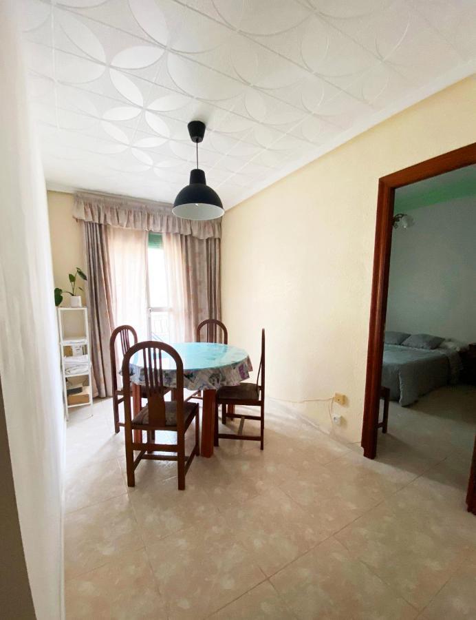 La Malvarrosa Beach Rooms In Shared Apartment Valencia Exterior foto