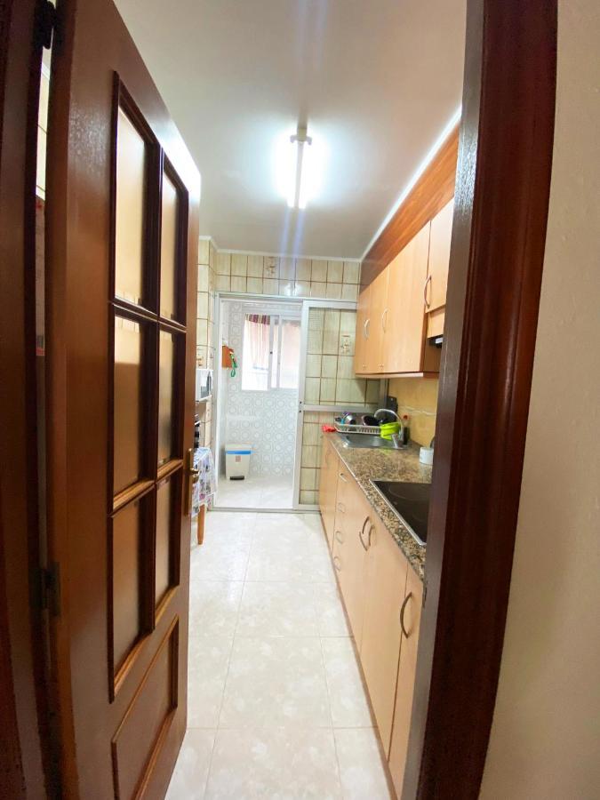 La Malvarrosa Beach Rooms In Shared Apartment Valencia Exterior foto